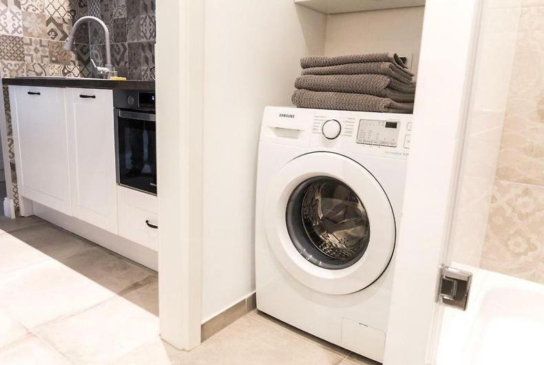 Muzyczna Oaza Przy Rynku Apartment Wroclaw Luaran gambar