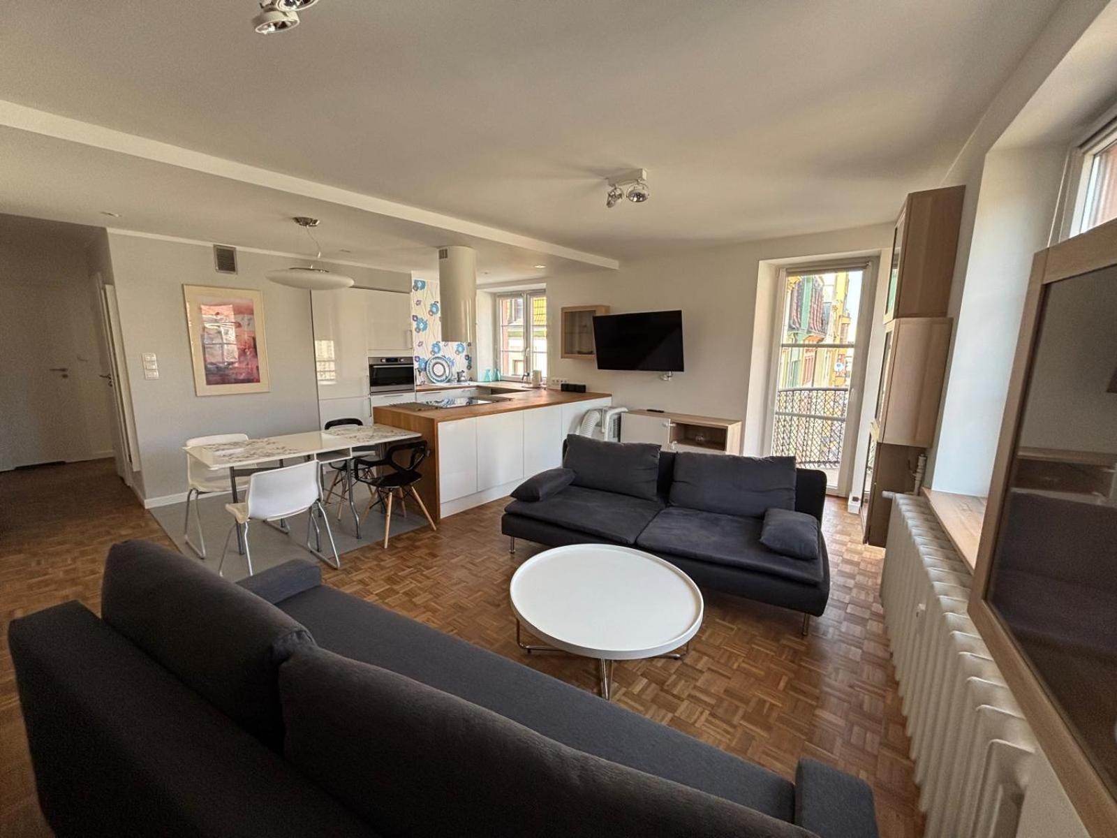 Muzyczna Oaza Przy Rynku Apartment Wroclaw Luaran gambar